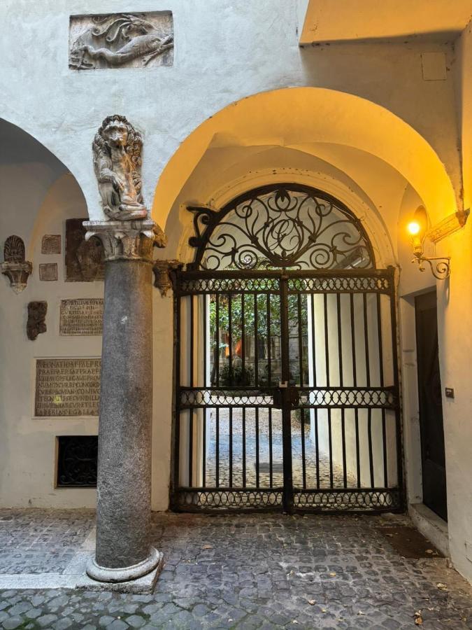 Rome Center, Luxury & History In Via Monserrato Exterior foto